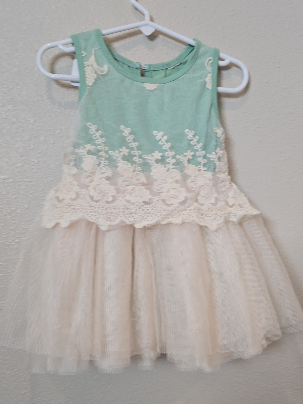 Source Unknown Mint and Ivory Lace Tulle Dress for Girls